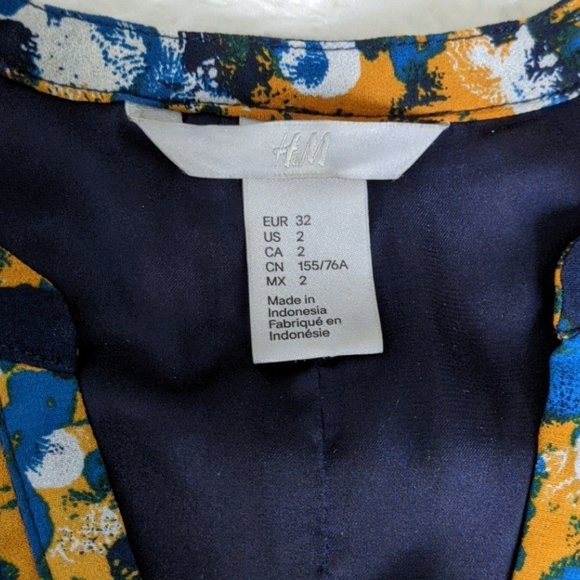 H&M dress - Picture 3 of 6